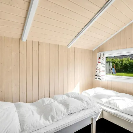 Guja - 250m From The Sea By Interhome *