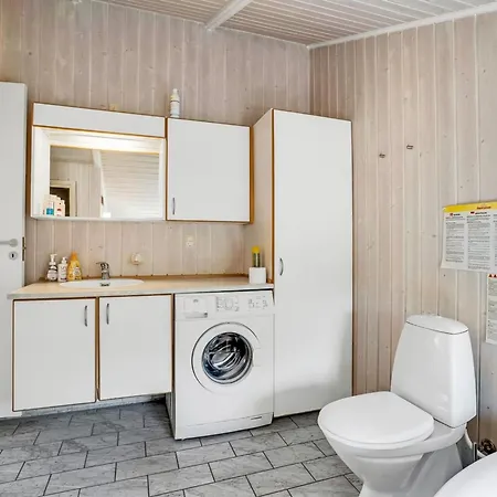 Guja - 250m From The Sea By Interhome Semesterbostad Fakse Ladeplads