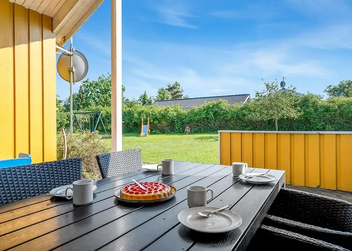 Guja - 250m From The Sea By Interhome *