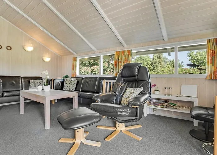 Guja - 250m From The Sea By Interhome Fakse Ladeplads